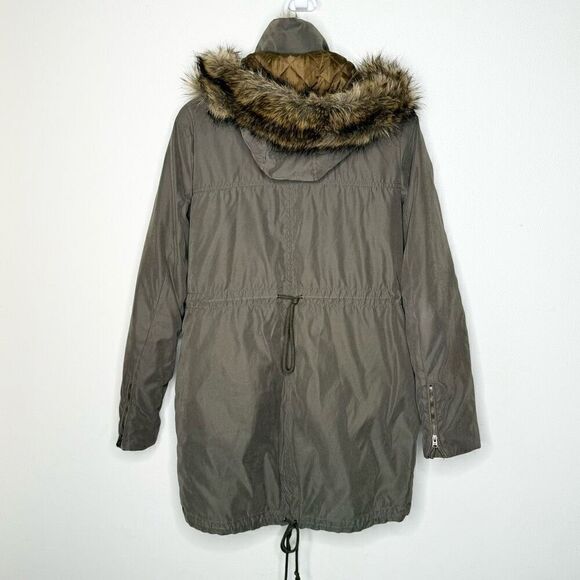 Abercrombie & Fitch Military Inspired Fur Lined Parka - Women’s US S - Picture 2 of 16